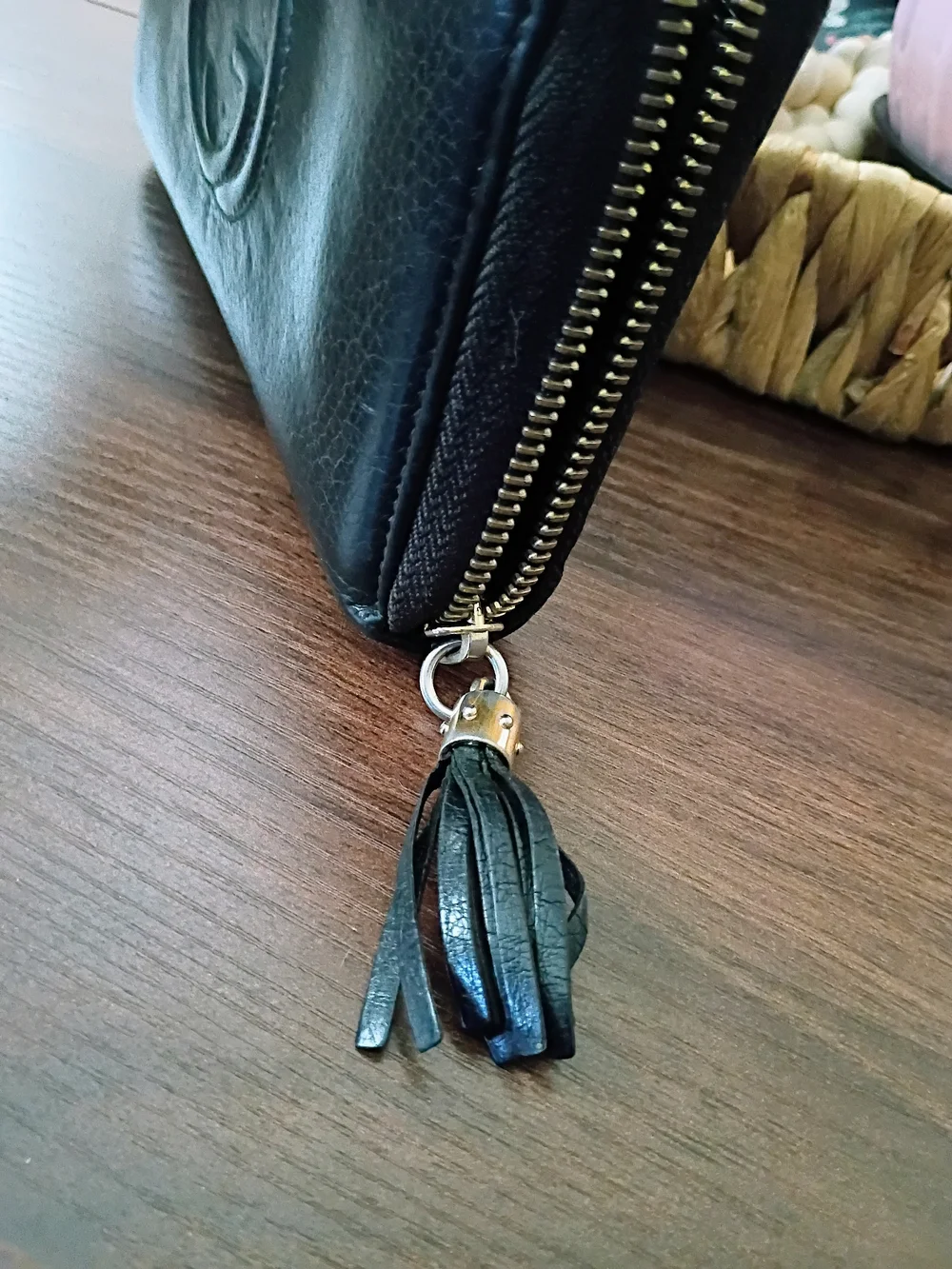 Gucci Soho Black Pebbled Leather Zip Around Wallet Tassel (As-Is)